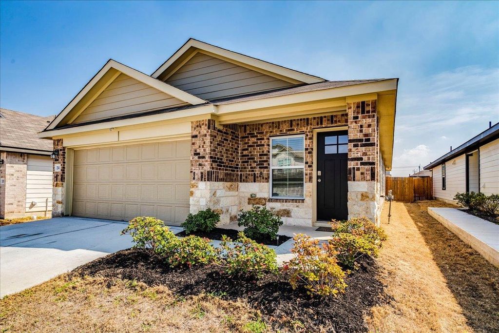 314 Lake Sweetwater LN, Buda, TX 78610