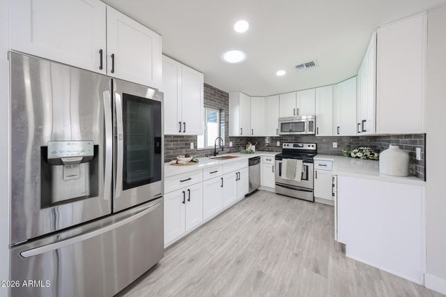 6609 N 20TH Avenue, Phoenix, AZ 85015