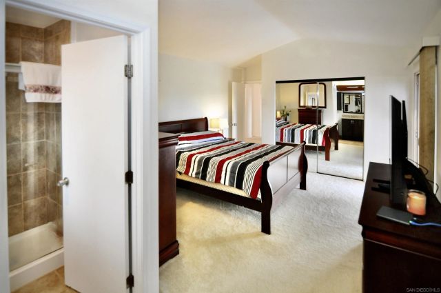 1400 Darwin Dr, Oceanside, CA 92056