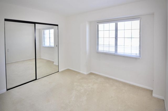 1400 Darwin Dr, Oceanside, CA 92056