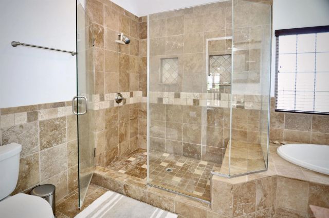 1400 Darwin Dr, Oceanside, CA 92056