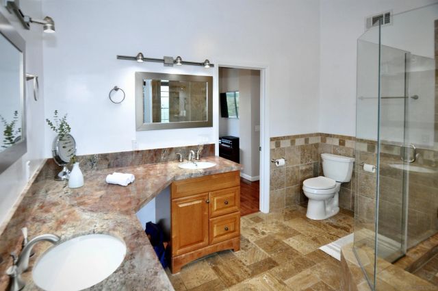 1400 Darwin Dr, Oceanside, CA 92056