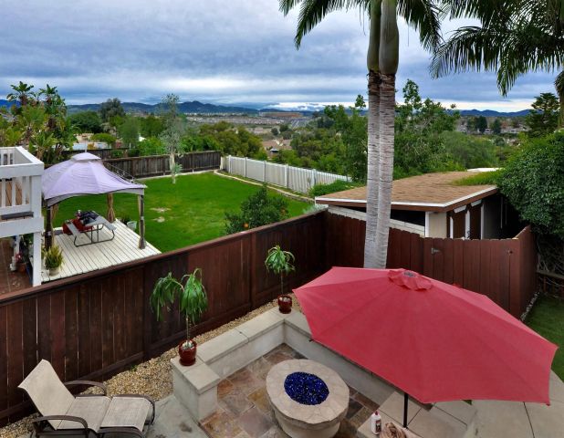 1400 Darwin Dr, Oceanside, CA 92056