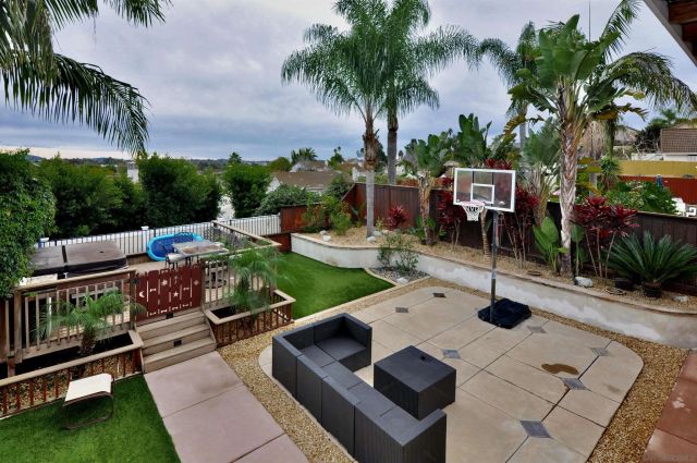 1400 Darwin Dr, Oceanside, CA 92056