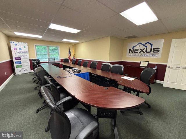 306 KINGS HWY S, Cherry Hill, NJ 08034