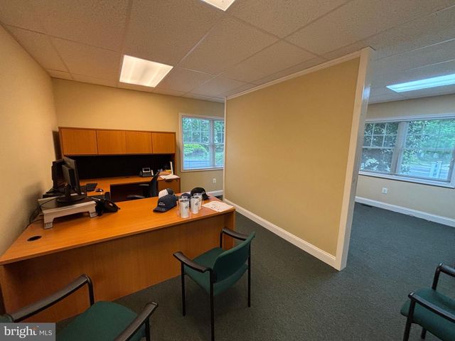 306 KINGS HWY S, Cherry Hill, NJ 08034