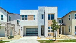 150 Orange Grove, Lake Forest, CA 92630