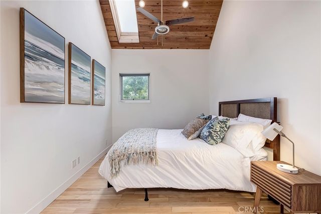 8611 Rosewood Avenue, West Hollywood, CA 90048