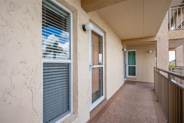 845 BENJAMIN FRANKLIN DRIVE 302, Sarasota, FL 34236