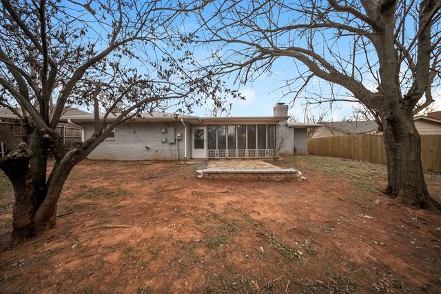 609 Banner Avenue, Edmond, OK 73013