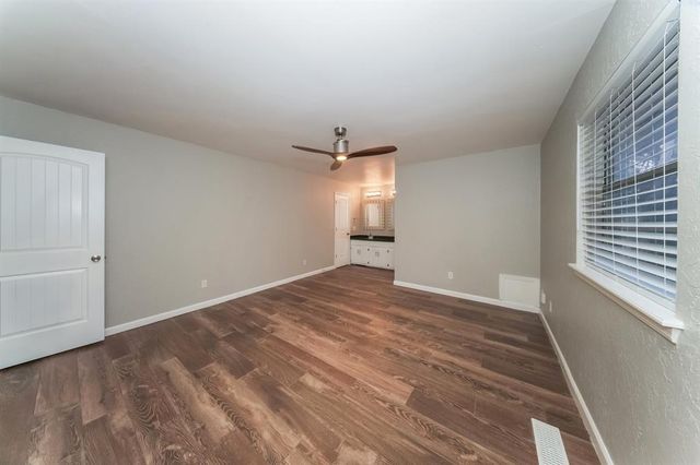 609 Banner Avenue, Edmond, OK 73013