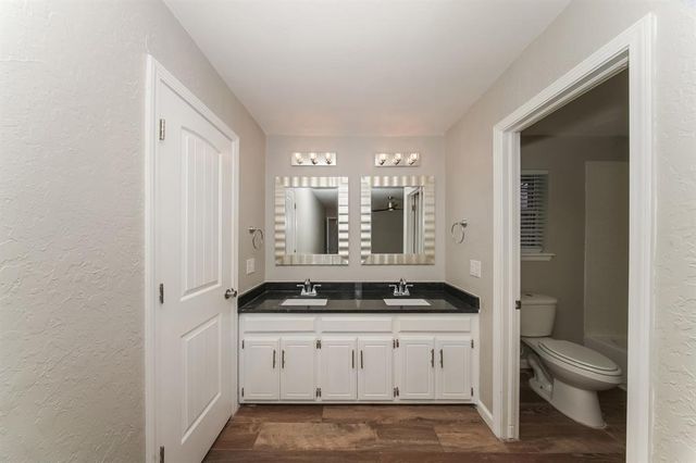 609 Banner Avenue, Edmond, OK 73013