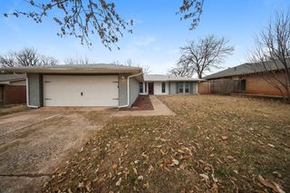 609 Banner Avenue, Edmond, OK 73013
