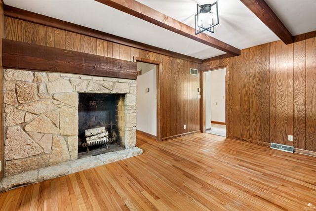 2025 College Heights Road, Manhattan, KS 66502