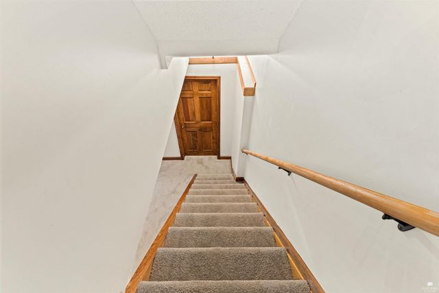 2025 College Heights Road, Manhattan, KS 66502