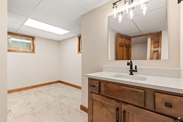 2025 College Heights Road, Manhattan, KS 66502