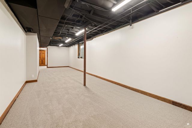 2025 College Heights Road, Manhattan, KS 66502