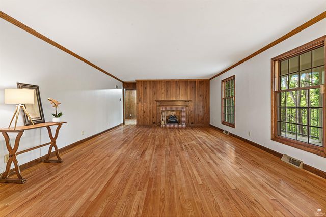 2025 College Heights Road, Manhattan, KS 66502