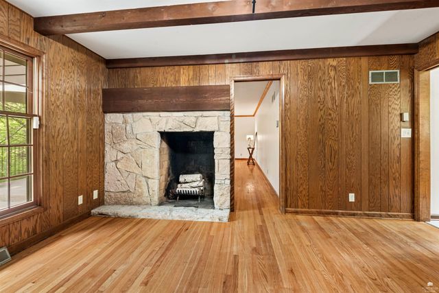 2025 College Heights Road, Manhattan, KS 66502