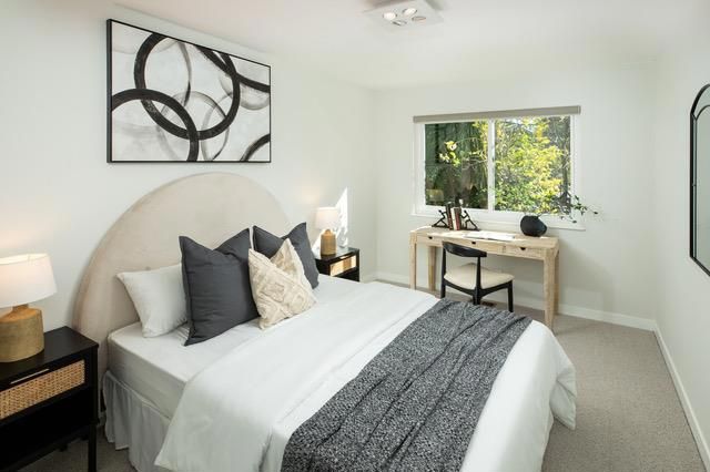 1541 Hull Drive, San Carlos, CA 94070