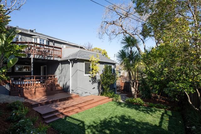 1541 Hull Drive, San Carlos, CA 94070