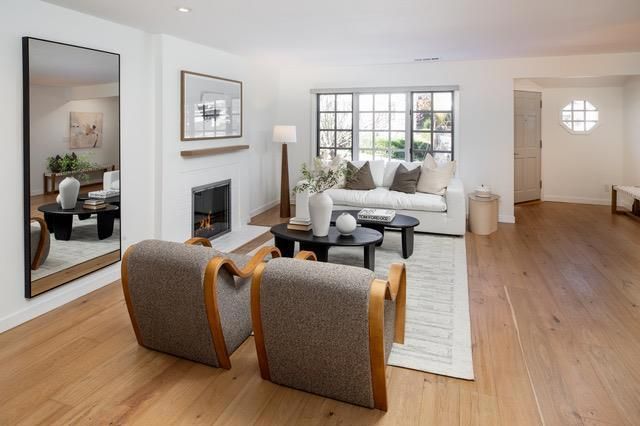 1541 Hull Drive, San Carlos, CA 94070