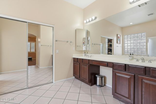 6130 S KIMBERLEE Way, Chandler, AZ 85249