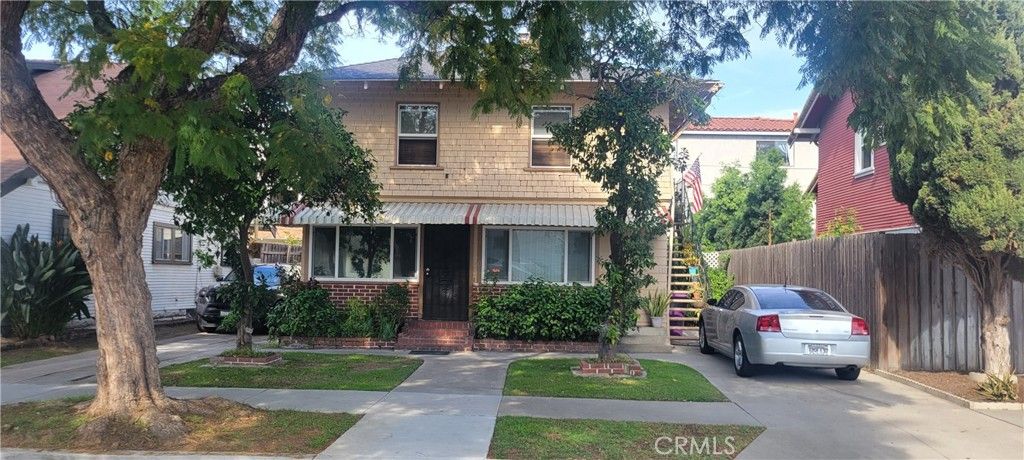 411 E 8th, Long Beach, CA 90813