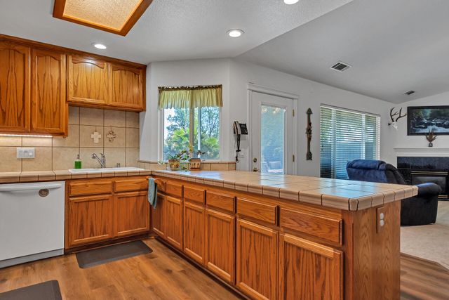 22103 Table Mountain Place, Cottonwood, CA 96022