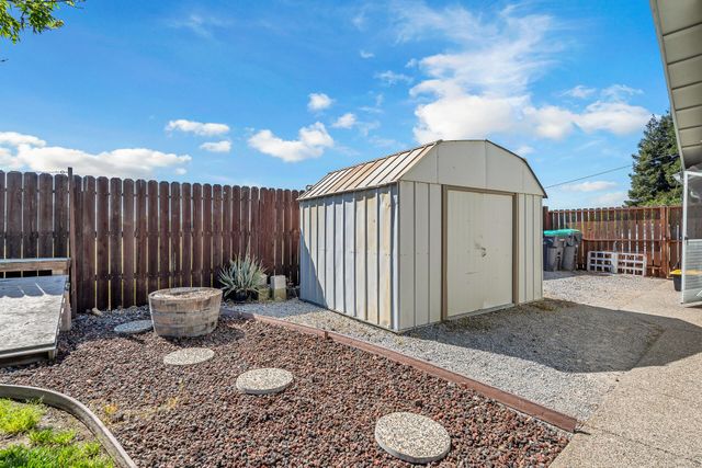 22103 Table Mountain Place, Cottonwood, CA 96022