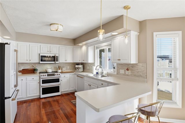 6130 La Frank Drive, Ontario, NY 14519