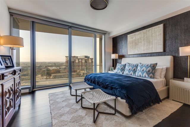 3130 N Harwood Street 801, Dallas, TX 75201