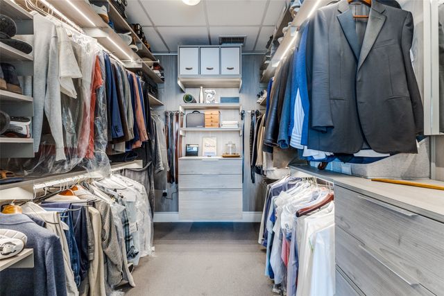 3130 N Harwood Street 801, Dallas, TX 75201