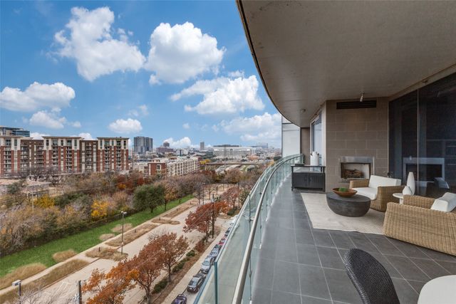 3130 N Harwood Street 801, Dallas, TX 75201