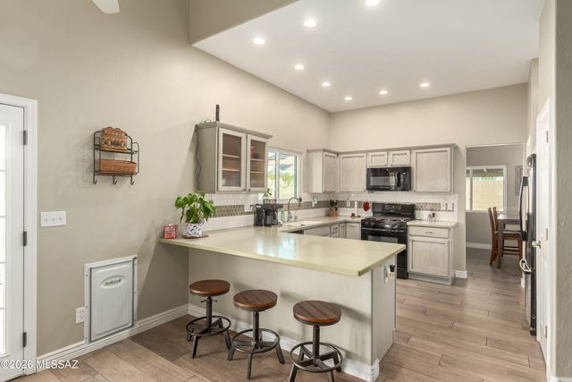 9681 E Paseo Juan Tabo, Tucson, AZ 85747