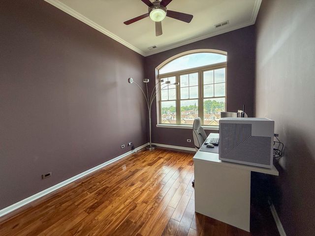 3954 N Oriole Avenue 404, Chicago, IL 60634