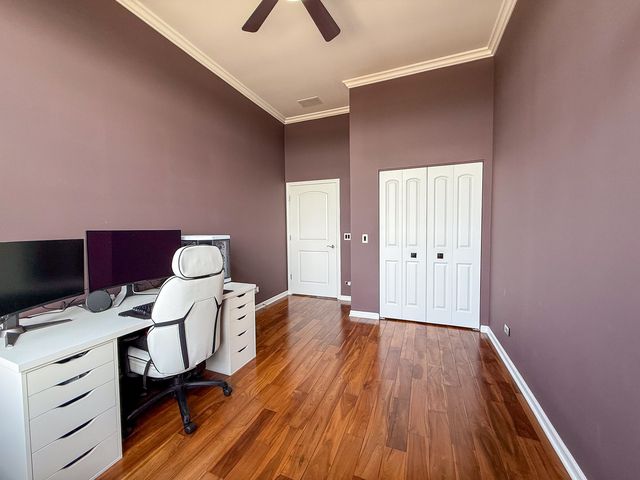 3954 N Oriole Avenue 404, Chicago, IL 60634