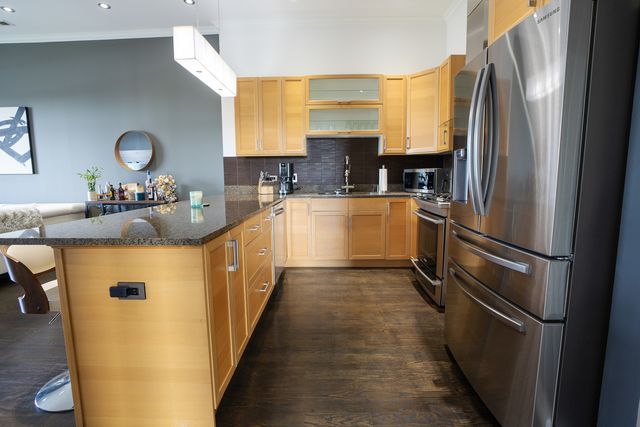 3954 N Oriole Avenue 404, Chicago, IL 60634