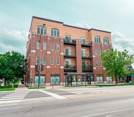 3954 N Oriole Avenue 404, Chicago, IL 60634