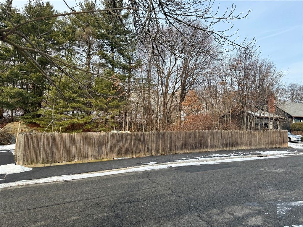 112 Longwood Avenue, Providence, RI 02908