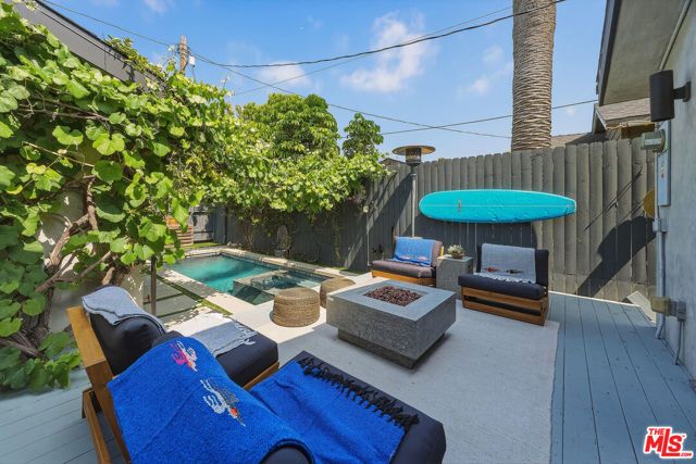 3640 Ashwood Avenue, Los Angeles, CA 90066