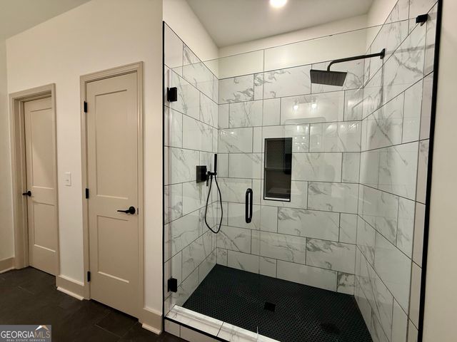 215 Briar Ridge Rd NW, Calhoun, GA 30701