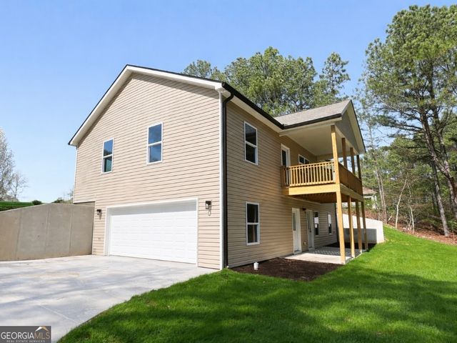 215 Briar Ridge Rd NW, Calhoun, GA 30701