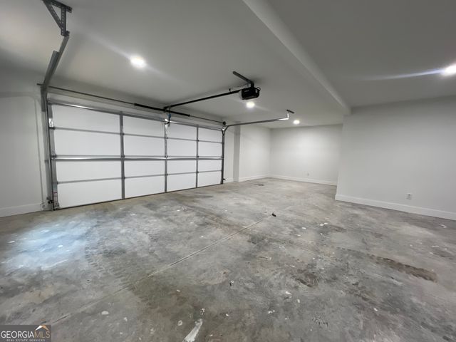 215 Briar Ridge Rd NW, Calhoun, GA 30701