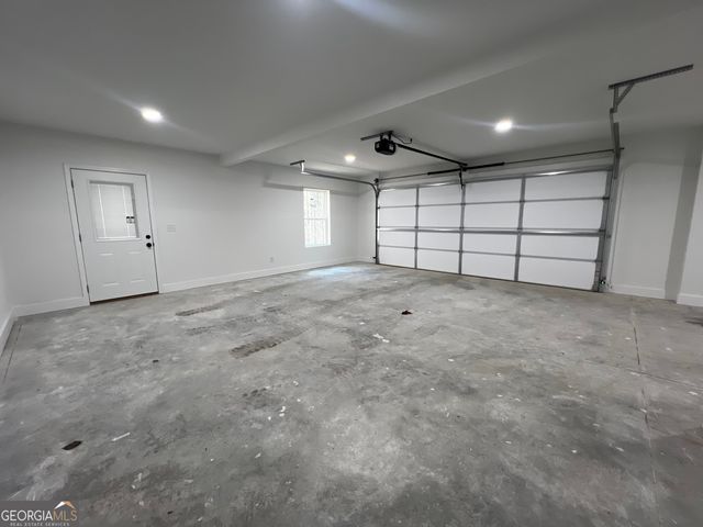 215 Briar Ridge Rd NW, Calhoun, GA 30701