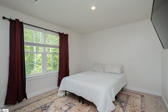 112 Henley Court, Easley, SC 29642