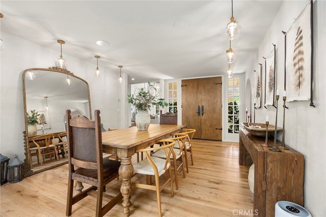 10162 La Sierra, North Tustin, CA 92705