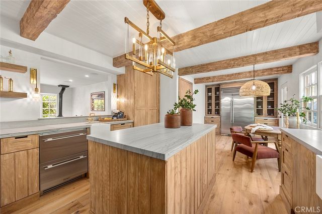 10162 La Sierra, North Tustin, CA 92705