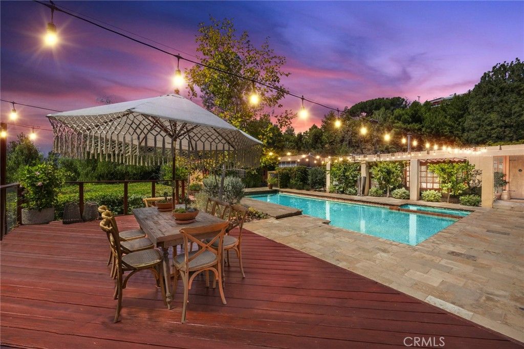 10162 La Sierra, North Tustin, CA 92705