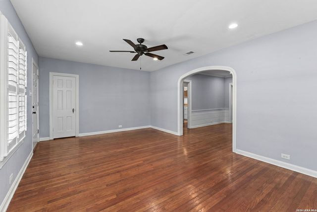 216 TUXEDO AVE, Alamo Heights, TX 78209